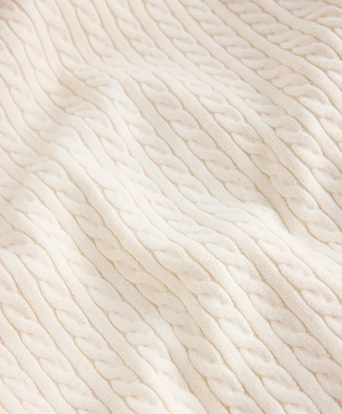 Mini-Pullover mit Zopfmuster und Rollkragen Mini-Pullover mit Zopfmuster und Rollkragen