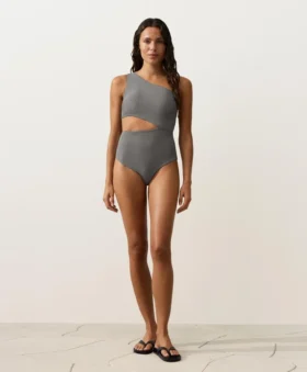 Mini-Trikinis mit Vichy-Karomuster und asymmetrischem Ausschnitt