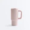 Mini-Tumbler-Trinkflasche mit Taschenriemen Mini-Tumbler-Trinkflasche mit Taschenriemen