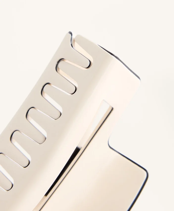 Mittlere quadratische Haarschmuck-Spange Mittlere quadratische Haarschmuck-Spange