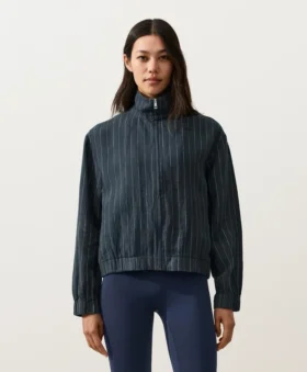 Nadelstreifen-Jacke aus 100 % Leinen mit Stehkragen