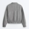 Nadelstreifen-Jacke aus 100 % Leinen mit Stehkragen Nadelstreifen-Jacke aus 100 % Leinen mit Stehkragen
