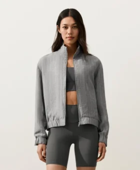 Nadelstreifen-Jacke aus 100 % Leinen mit Stehkragen Nadelstreifen-Jacke aus 100 % Leinen mit Stehkragen