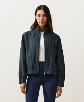 Nadelstreifen-Jacke aus 100 % Leinen mit Stehkragen