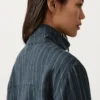 Nadelstreifen-Jacke aus 100 % Leinen mit Stehkragen