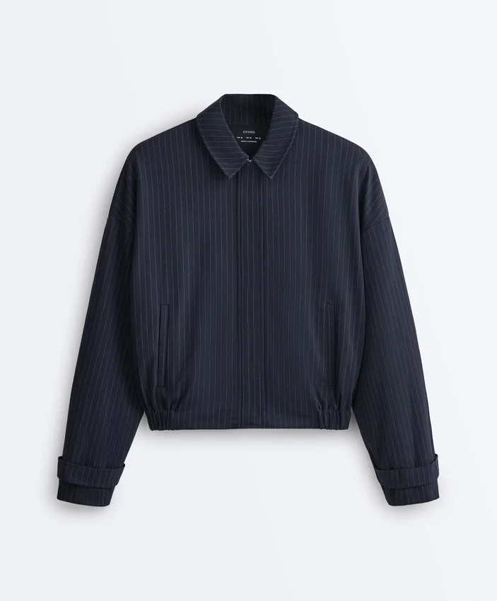 Nadelstreifen-Piqué-Jacke mit Rollkragen und Baumwolle Nadelstreifen-Piqué-Jacke mit Rollkragen und Baumwolle