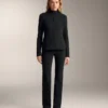 Nahtlose Bootcut-Hose mit hoher Taille und besonders warmer Isolierung Nahtlose Bootcut-Hose mit hoher Taille und besonders warmer Isolierung