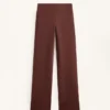 Nahtlose Bootcut-Hose mit hoher Taille und besonders warmer Isolierung Nahtlose Bootcut-Hose mit hoher Taille und besonders warmer Isolierung