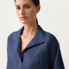 Oversize-Hemd mit langen Ärmeln aus 100 % Leinen Oversize-Hemd mit langen Ärmeln aus 100 % Leinen
