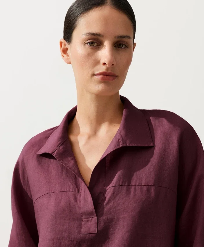 Oversize-Hemd mit langen Ärmeln aus 100 % Leinen Oversize-Hemd mit langen Ärmeln aus 100 % Leinen