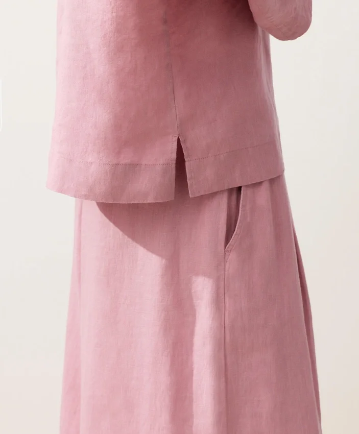 Oversize-Hemd mit langen Ärmeln aus 100 % Leinen Oversize-Hemd mit langen Ärmeln aus 100 % Leinen