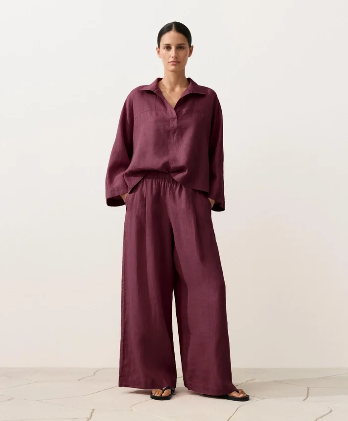 Oversize-Hemd mit langen Ärmeln aus 100 % Leinen Oversize-Hemd mit langen Ärmeln aus 100 % Leinen