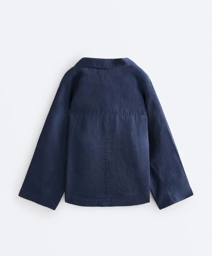 Oversize-Hemd mit langen Ärmeln aus 100 % Leinen Oversize-Hemd mit langen Ärmeln aus 100 % Leinen