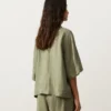 Oversize-Shirt aus 100 % Leinen mit kurzen Ärmeln Oversize-Shirt aus 100 % Leinen mit kurzen Ärmeln