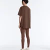 Oversize-T-Shirt aus Baumwollmischung mit kurzen Ärmeln Oversize-T-Shirt aus Baumwollmischung mit kurzen Ärmeln
