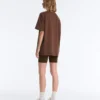 Oversize-T-Shirt aus Baumwollmischung mit kurzen Ärmeln und Streifen auf der Vorderseite Oversize-T-Shirt aus Baumwollmischung mit kurzen Ärmeln und Streifen auf der Vorderseite