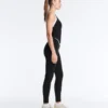 Perfect-Adapt Ärmelloser langer Jumpsuit mit Kontrast Perfect-Adapt Ärmelloser langer Jumpsuit mit Kontrast