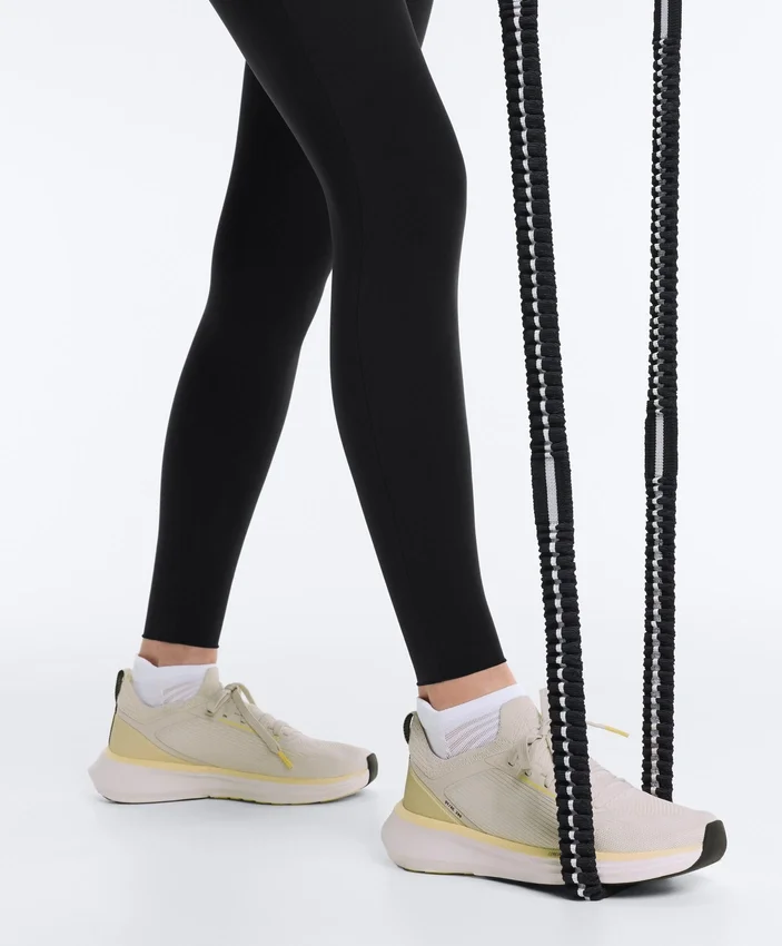 Perfect-Adapt Ärmelloser langer Jumpsuit mit Kontrast Perfect-Adapt Ärmelloser langer Jumpsuit mit Kontrast