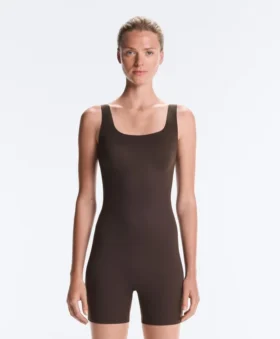 Perfect-Adapt-Träger-Shorts-Jumpsuit