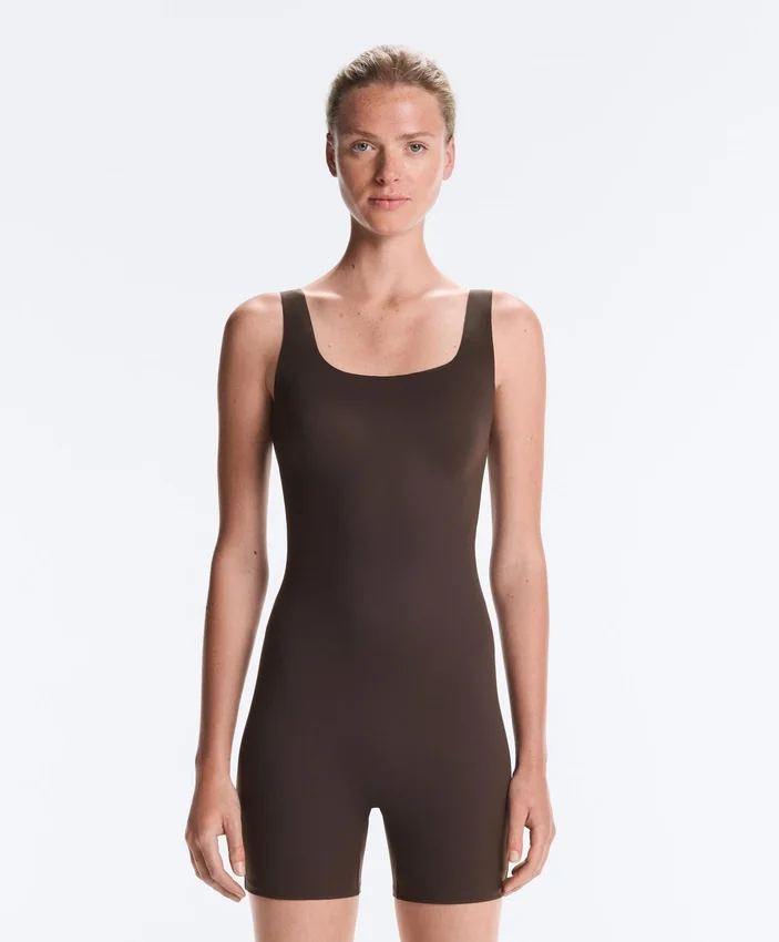 Perfect-Adapt-Träger-Shorts-Jumpsuit Perfect-Adapt-Träger-Shorts-Jumpsuit