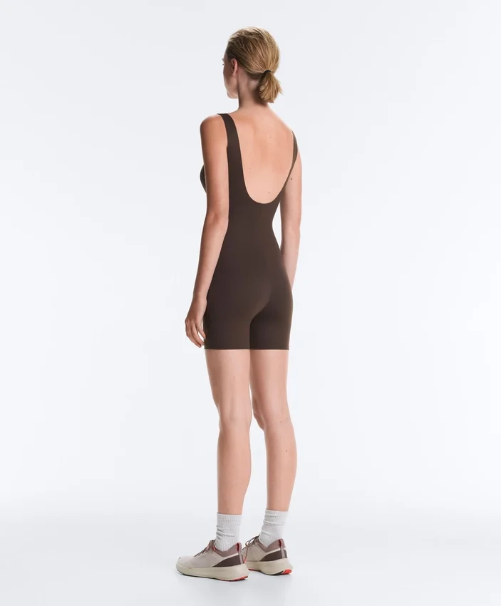 Perfect-Adapt-Träger-Shorts-Jumpsuit Perfect-Adapt-Träger-Shorts-Jumpsuit