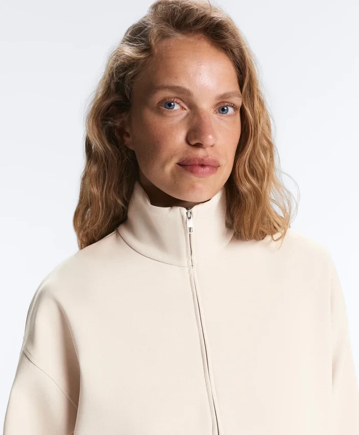 Piqué-Jacke mit hohem Kragen aus Baumwolle Piqué-Jacke mit hohem Kragen aus Baumwolle