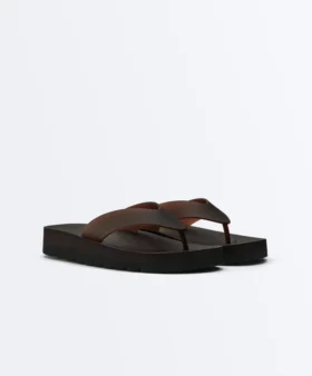 Plateau-Strand-Sandalen Plateau-Strand-Sandalen