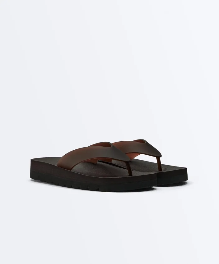 Plateau-Strand-Sandalen Plateau-Strand-Sandalen