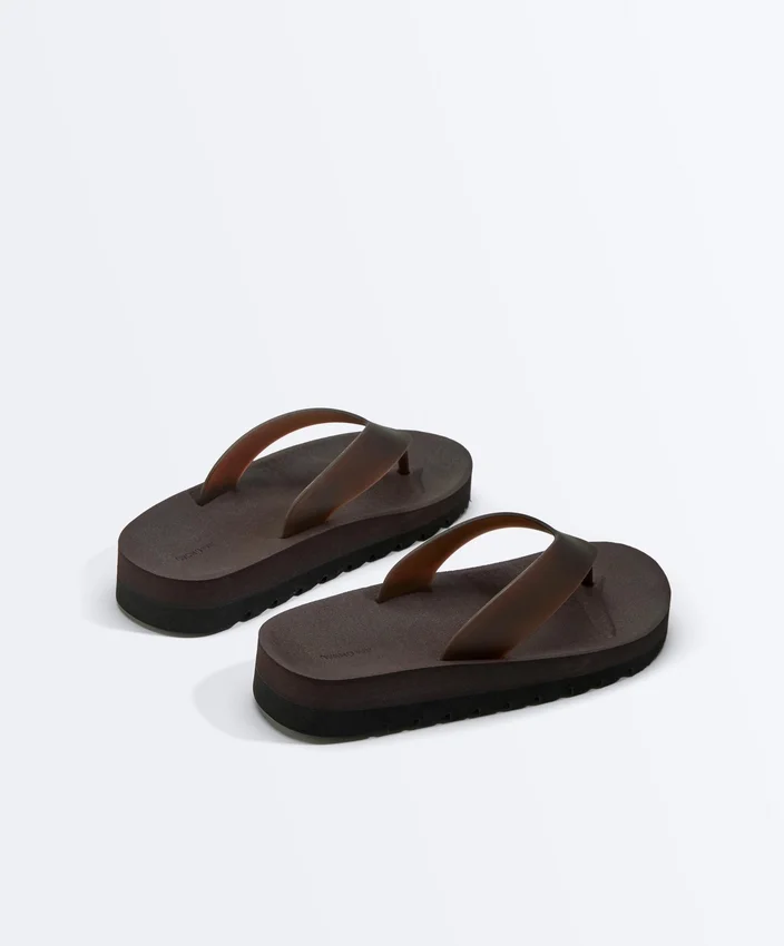 Plateau-Strand-Sandalen Plateau-Strand-Sandalen