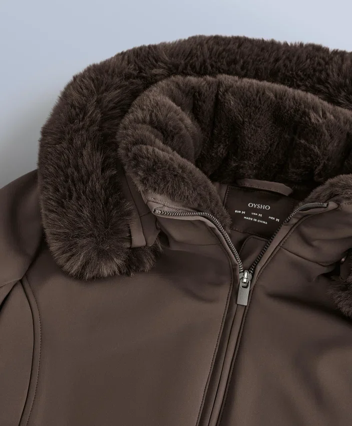 Primaloft® Ski wasserabweisende Jacke in Super-Slim-Fit Primaloft® Ski wasserabweisende Jacke in Super-Slim-Fit