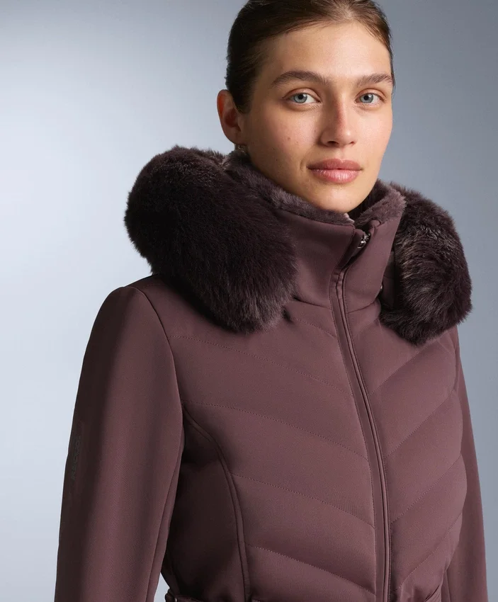 Primaloft® Ski wasserabweisende, supertaillierte Jacke Primaloft® Ski wasserabweisende, supertaillierte Jacke