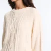 Pullover aus 100 % Baumwolle mit Zopfmuster Pullover aus 100 % Baumwolle mit Zopfmuster