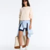 Pullover aus 100 % Baumwolle mit Zopfmuster Pullover aus 100 % Baumwolle mit Zopfmuster