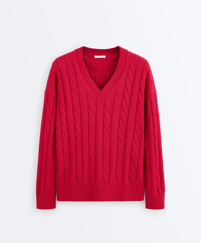 Pullover aus 100 % Baumwolle mit Zopfmuster und V-Ausschnitt Pullover aus 100 % Baumwolle mit Zopfmuster und V-Ausschnitt