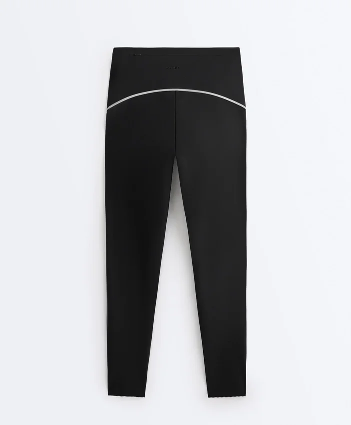 Reflektierende, hoch geschnittene, Compressive Core Control Leggings in Knöchellänge Reflektierende, hoch geschnittene, Compressive Core Control Leggings in Knöchellänge