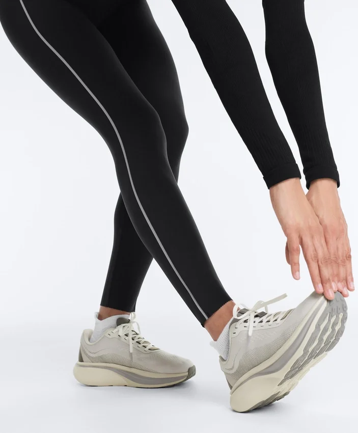 Reflektierende, hoch geschnittene, Compressive Core Control Leggings in Knöchellänge Reflektierende, hoch geschnittene, Compressive Core Control Leggings in Knöchellänge