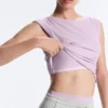Ripp-Top aus Modal-Mischgewebe mit kurzen Ärmeln und gewelltem Saum Ripp-Top aus Modal-Mischgewebe mit kurzen Ärmeln und gewelltem Saum