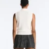 Ärmelloser Pullover aus offenem Strick Ärmelloser Pullover aus offenem Strick