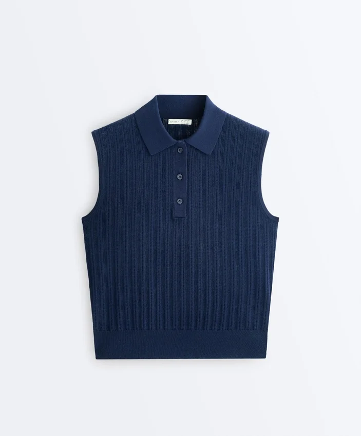 Ärmelloser Pullover aus offenem Strick Ärmelloser Pullover aus offenem Strick