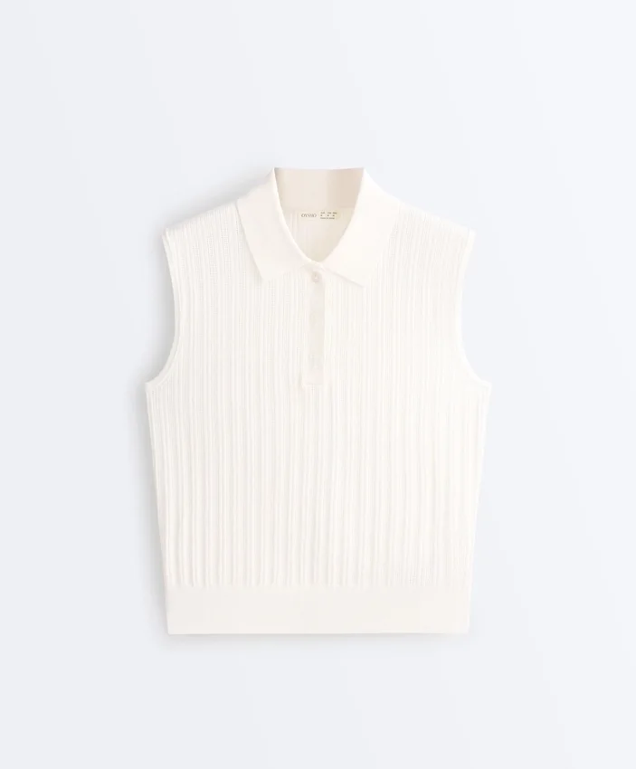 Ärmelloser Pullover aus offenem Strick Ärmelloser Pullover aus offenem Strick