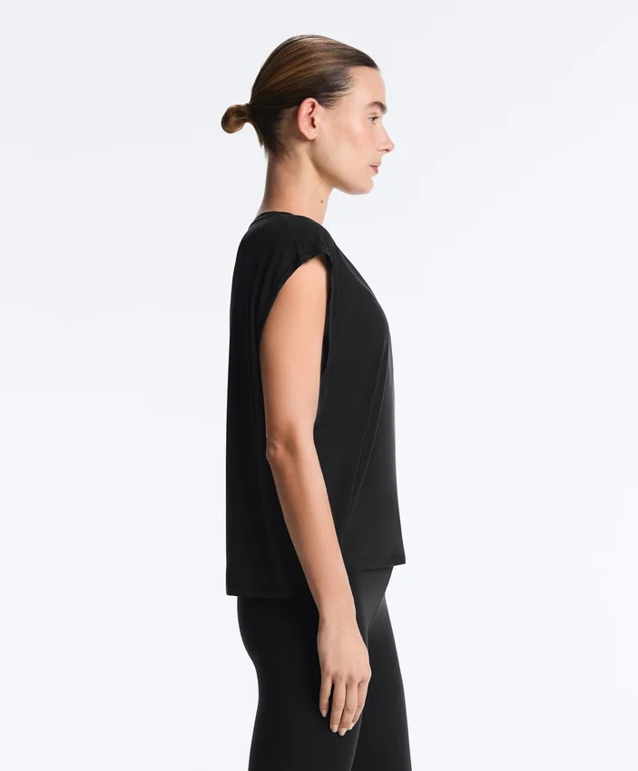 Ärmelloses T-Shirt aus Modal-Mischgewebe Ärmelloses T-Shirt aus Modal-Mischgewebe
