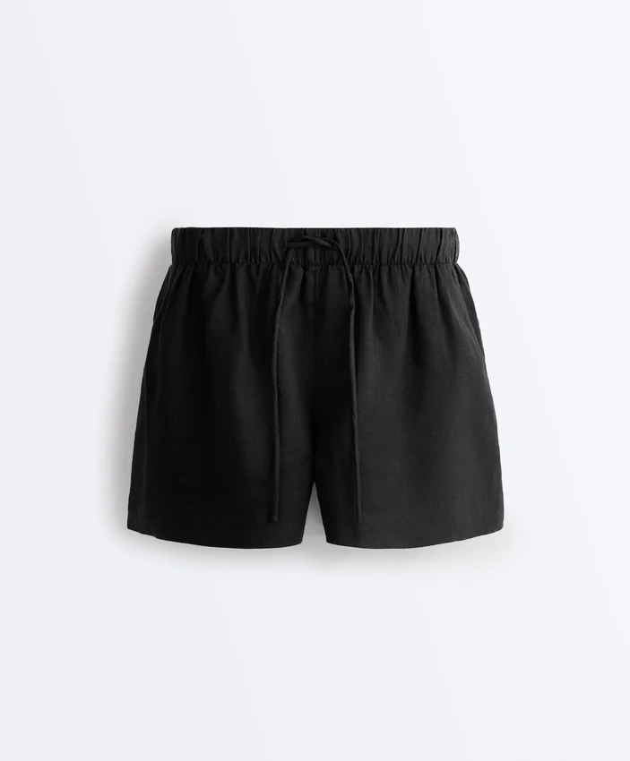 Shorts aus 100 % Leinen mit mittlerer Leibhöhe Shorts aus 100 % Leinen mit mittlerer Leibhöhe