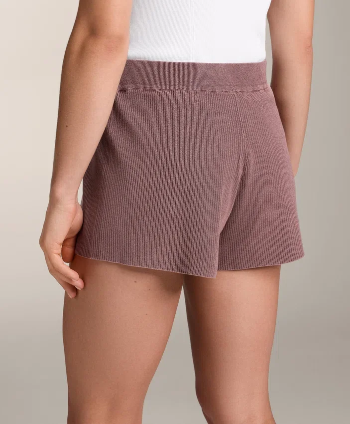 Shorts aus gewaschenem Strick Shorts aus gewaschenem Strick