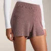 Shorts aus gewaschenem Strick Shorts aus gewaschenem Strick