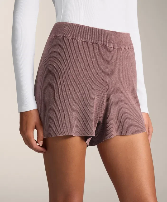 Shorts aus gewaschenem Strick Shorts aus gewaschenem Strick