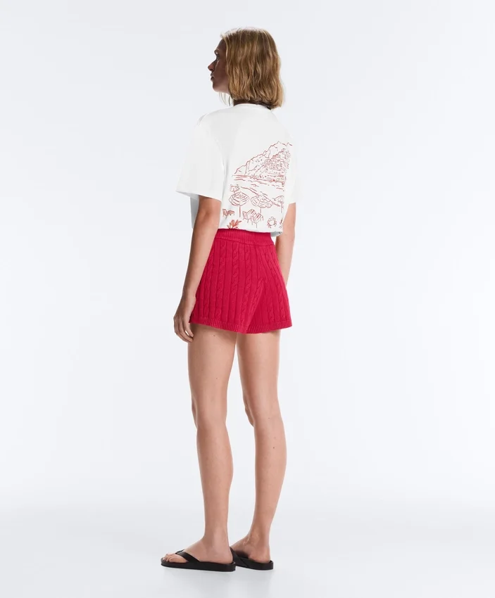 Shorts aus gewaschenem Strick mit Zopfmuster Shorts aus gewaschenem Strick mit Zopfmuster