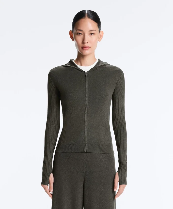 Slim-Fit-Jacke mit Kapuze Slim-Fit-Jacke mit Kapuze