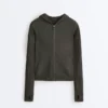 Slim-Fit-Jacke mit Kapuze Slim-Fit-Jacke mit Kapuze