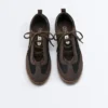 Sneaker aus Materialmix Sneaker aus Materialmix