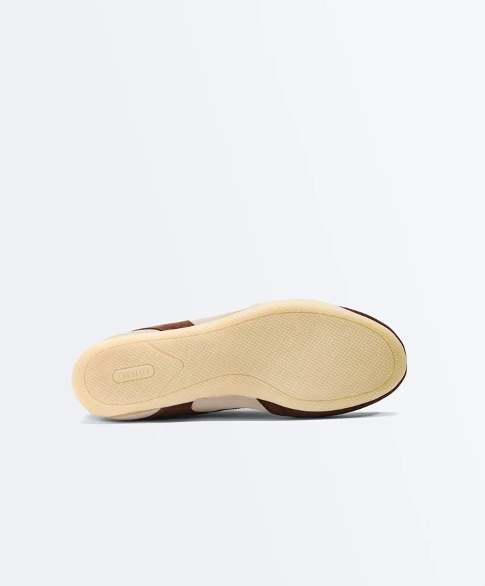 Sneaker im Retro-Stil Sneaker im Retro-Stil